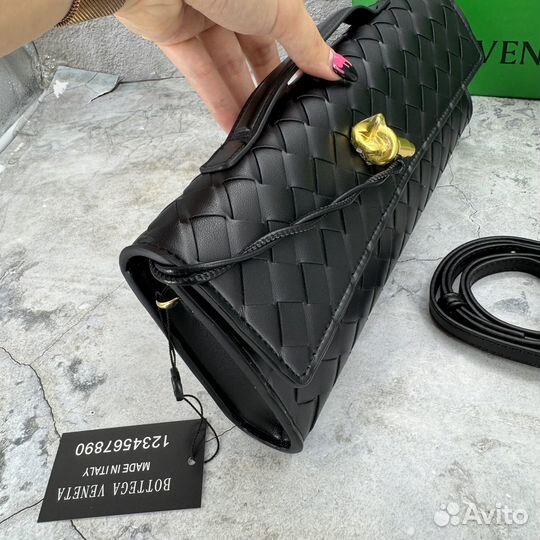 Сумка Bottega Andiamo Clutch чёрная