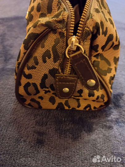 Косметичка oriflame с зеркалом