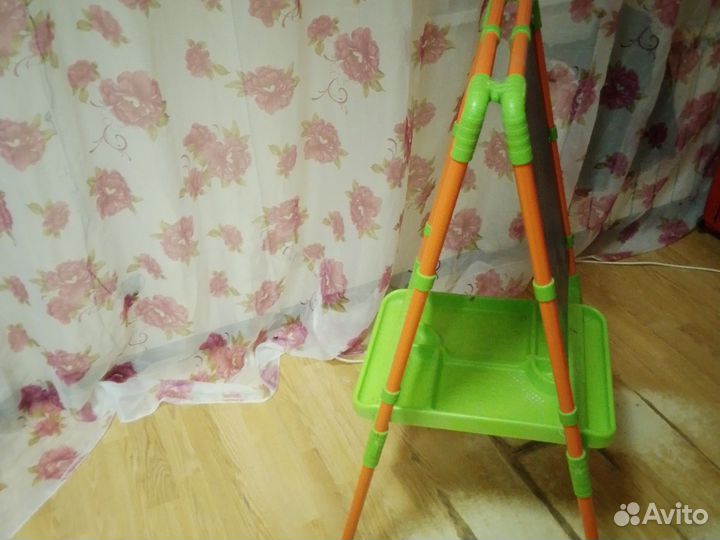 Мольберт детский двухсторонний