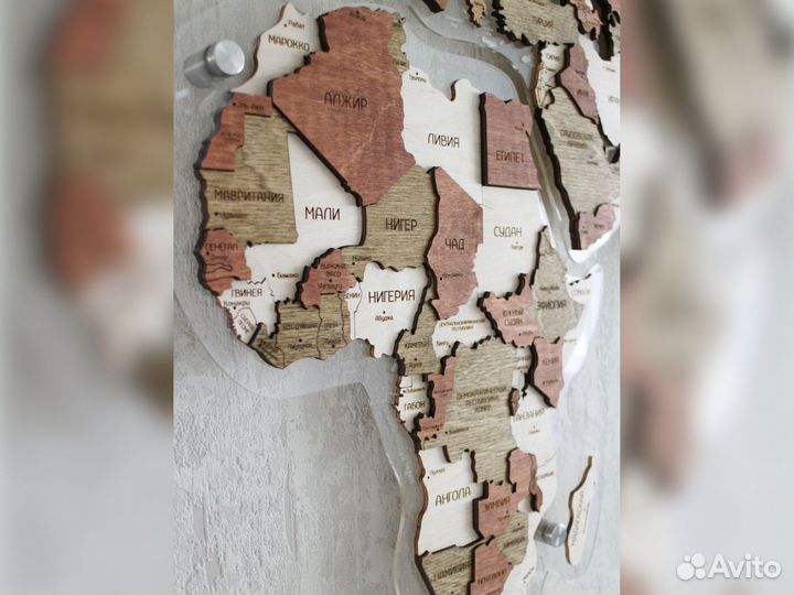 Деревянная карта мира на стену