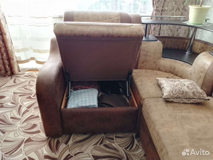 Угловой диван