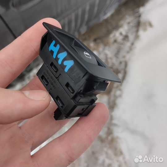 Кнопка стеклоподъемника BMW E90 E91 E92 E93