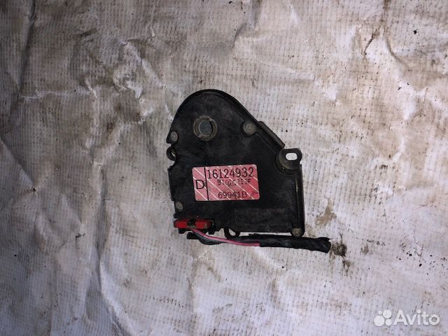 Моторчик заслонки отопителя Pontiac Trans Sport (G