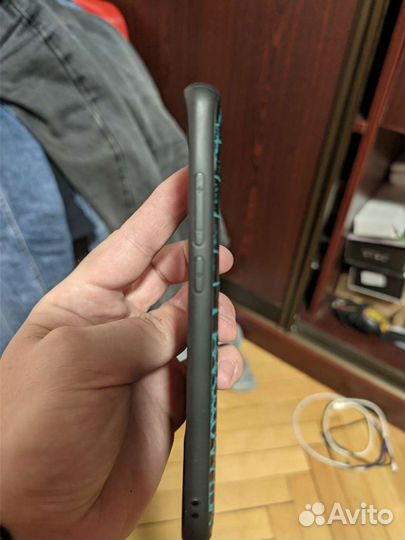 Защитный чехол на iPhone 14 plus и не только