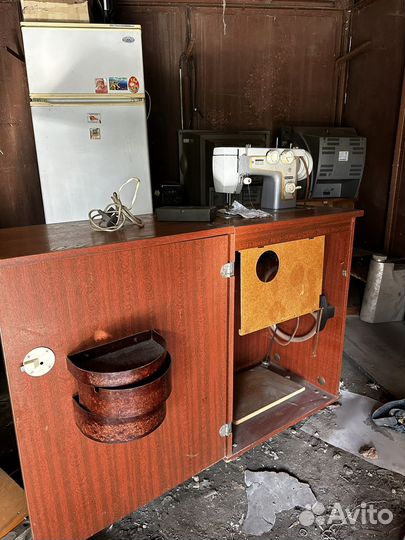 Швейная машина Подольск 142