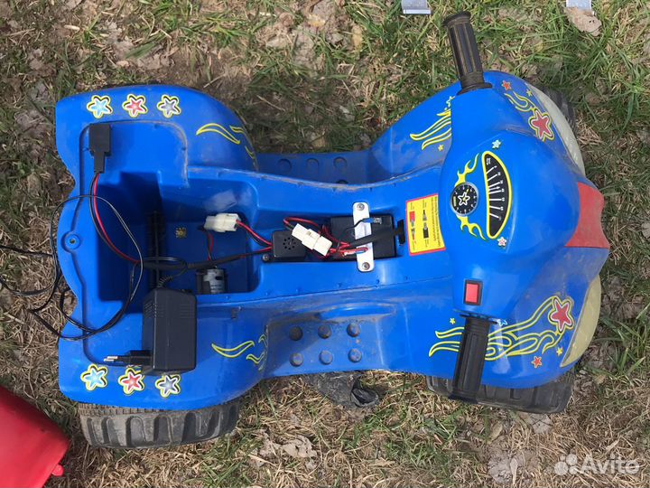 Детская машина на аккумуляторе