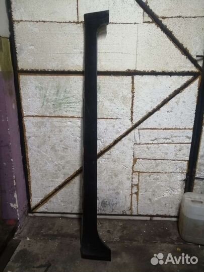 Накладка порога левая Nissan Primera p12