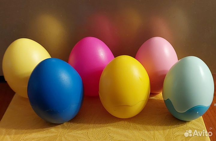 Детеныши в яйцах, динозавры скорлупки киндер K93