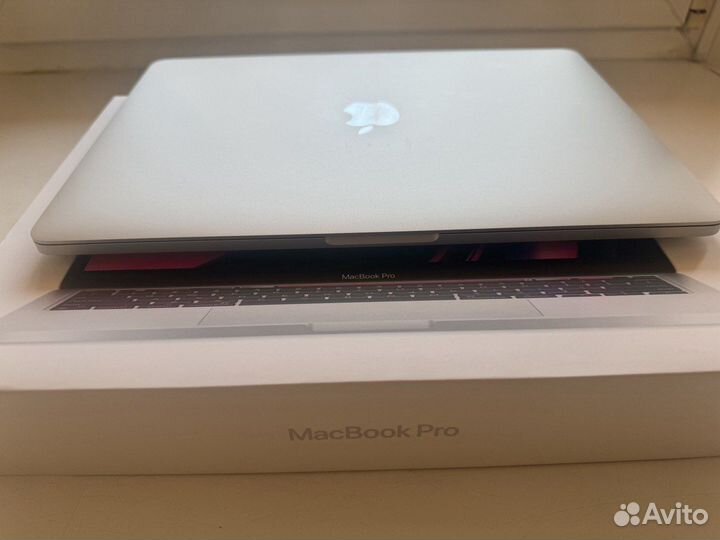 Apple MacBook Pro 13 2023 m2 256