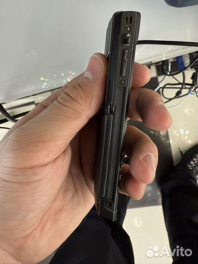 Vertu Ascent 2010, 32 ГБ