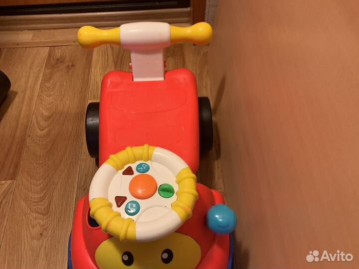 Машинка каталка толокар