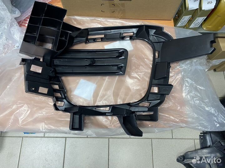 Оправа туманки Рено Каптур