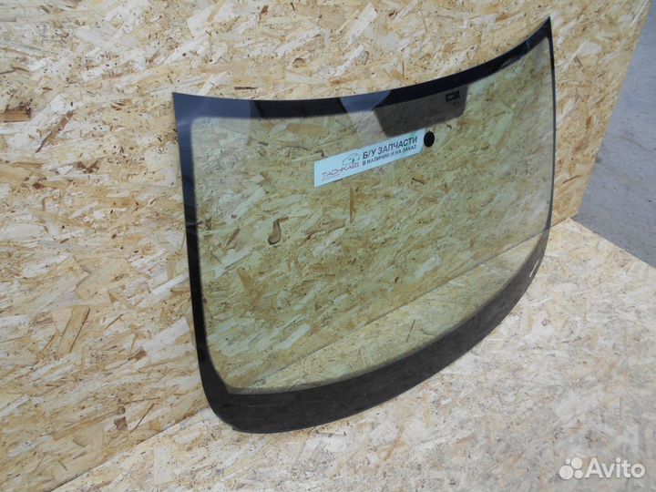 Стекло лобовое Skoda Rapid (2012)