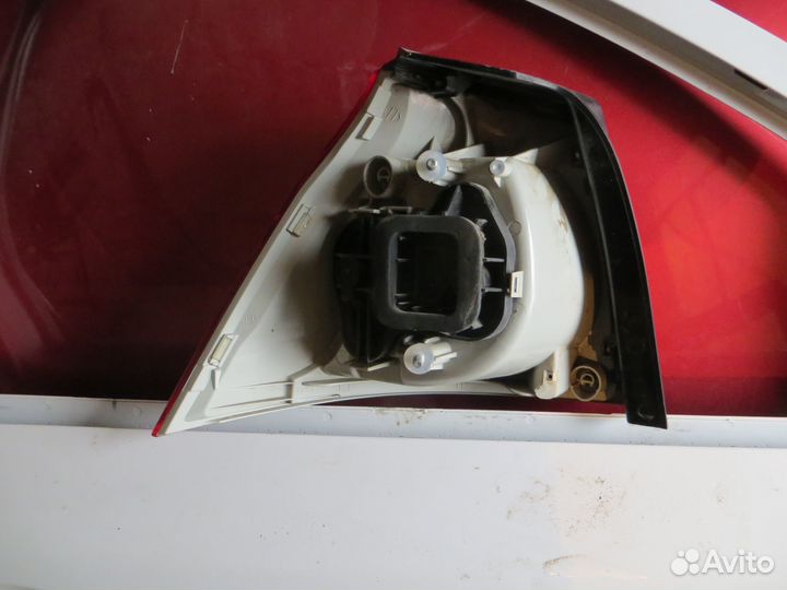 1K6945096AA Фонарь правый на Фольцваген Гольф 5