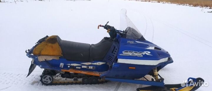 Снегоход Ямаха с двигателем Лифан