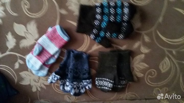 Варежки 4 пары на 5-8 лет