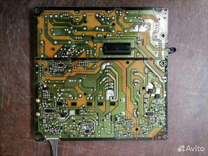 Блок питания к тв LG 39LB561V