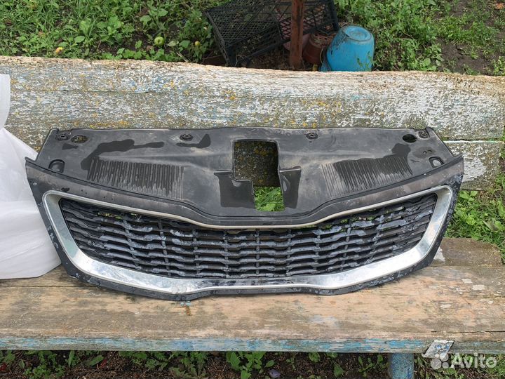 KIO RIO 3 Решетка радиатора 2011-2014