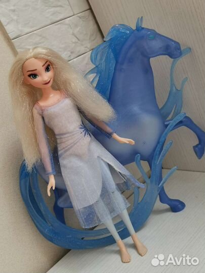 Эльза и конь Нокк Disney из мф Холодное сердце