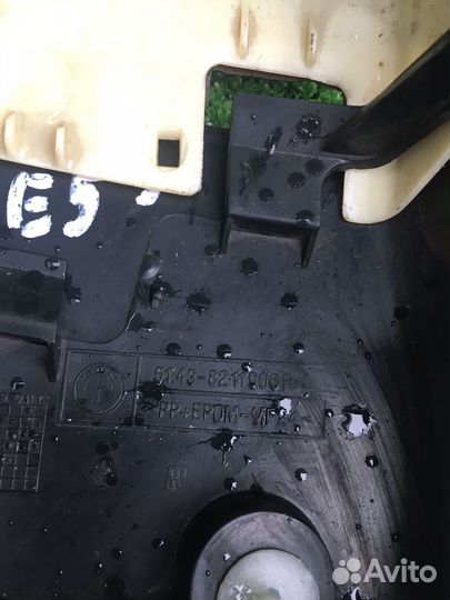 Обшивка стойки центральная правая,левая BMW X5 E53