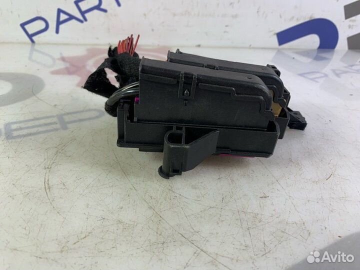 Блок предохранителей Audi A4 2010