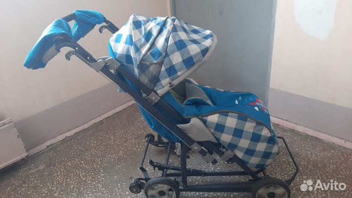 Санки зимние, есть ещё сумка