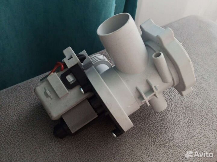 Насос помпа