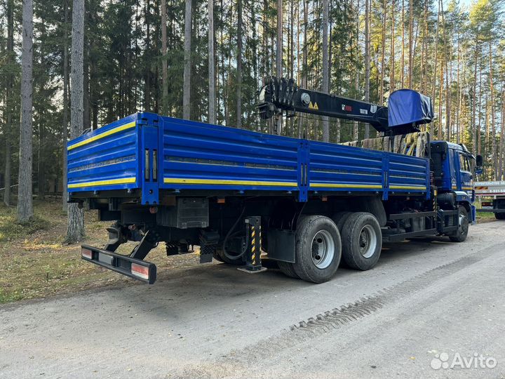 Бортовой грузовик КАМАЗ 65117 с КМУ HIAB, 2021