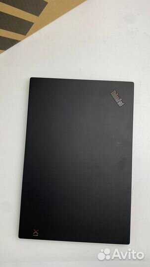 Lenovo ThinkPad X1 Carbon 14