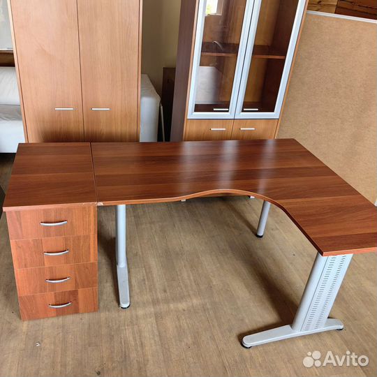 Офисный стол бу