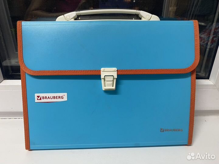 Папка портфель пластиковая А4