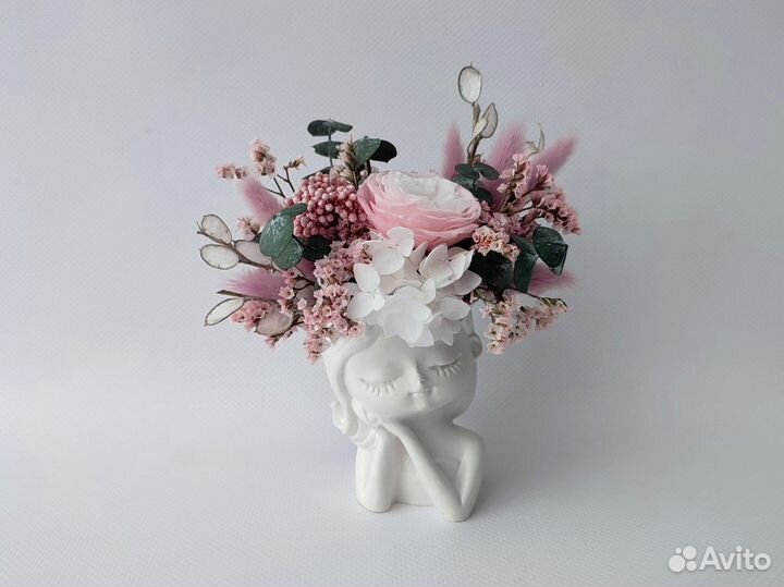 Композиции из сухоцветов в наличии