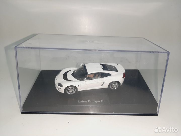 Lotus Europe S (Autoart 1:43)