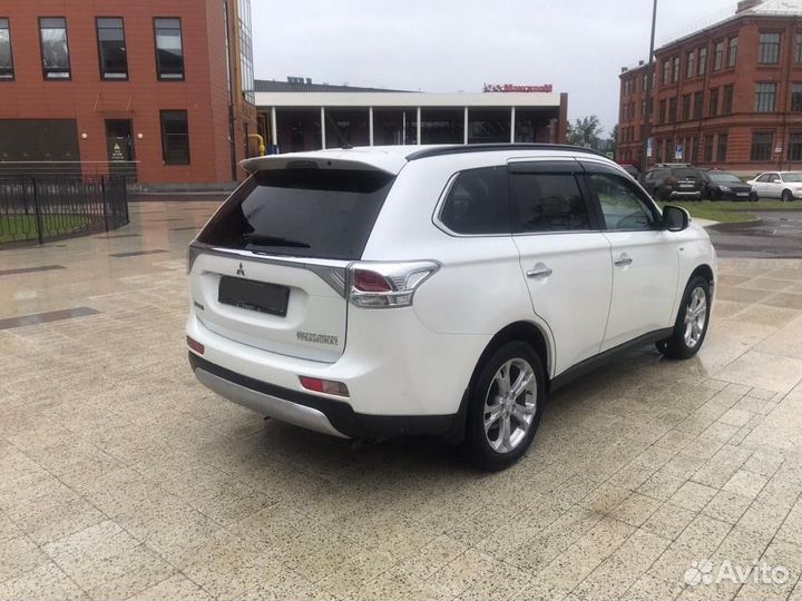 Mitsubishi Outlander 3.0 AT, 2014, 92 000 км