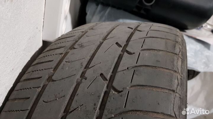 Toyo Tranpath MPZ 215/50 R17 95V