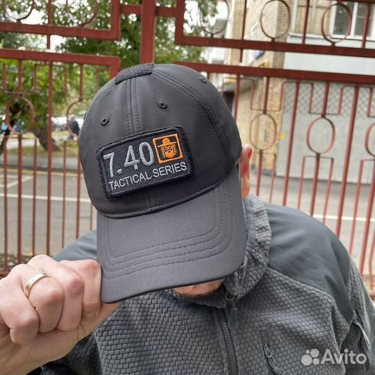 Зимняя Бейсболка Helikontex черная