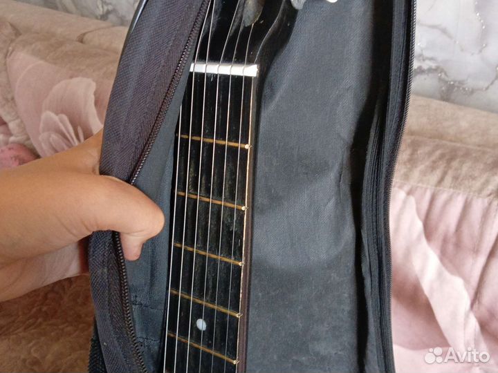 Акустическая гитара бу