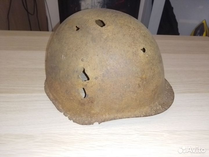 Каска сш 39 Трехклепка. Антураж