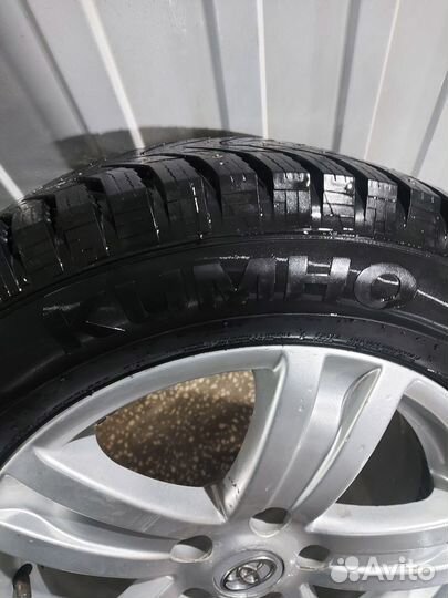 Kumho WinterCraft Ice Wi51 215/60 R16