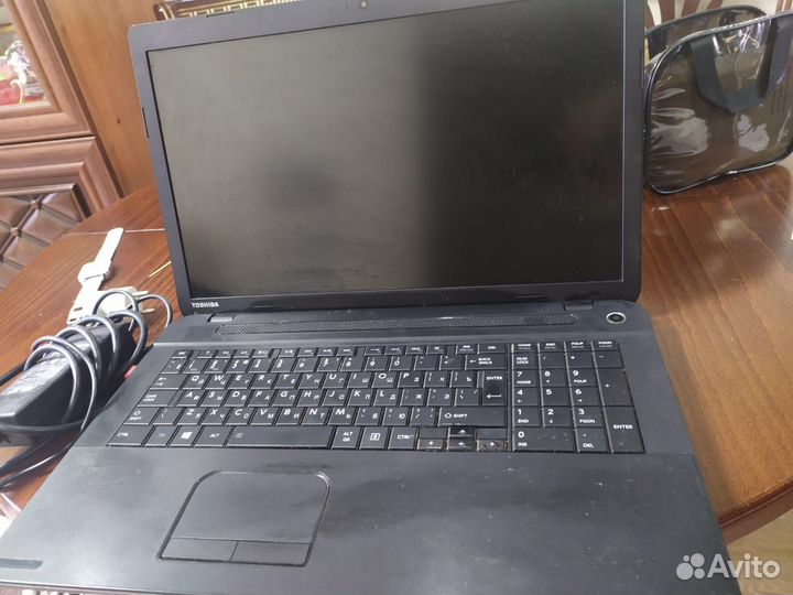 Ноутбук Тошибо