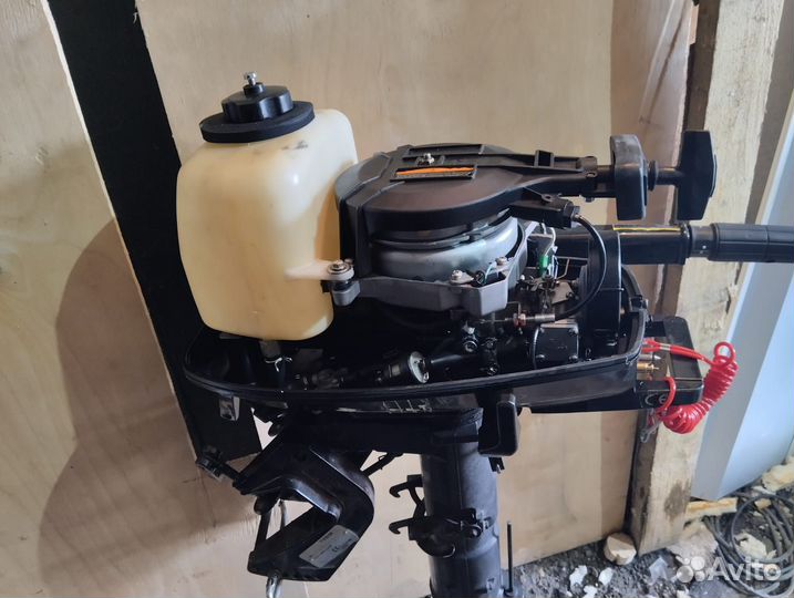 Лодочный мотор tadpole