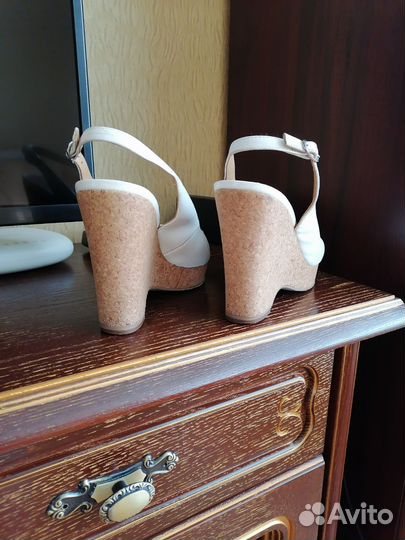 Босоножки женские 37 размер натуральная кожа