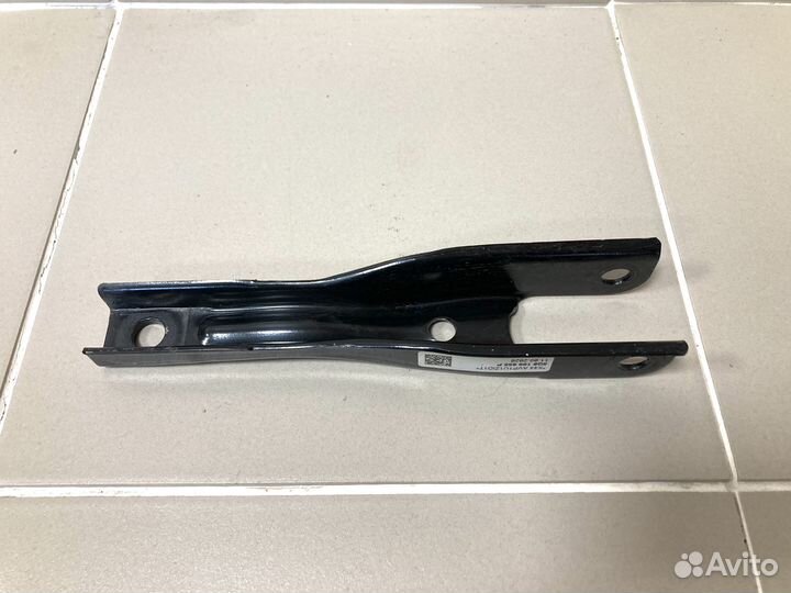 Кронштейн / опора двигателя задняя VW Tiguan 2