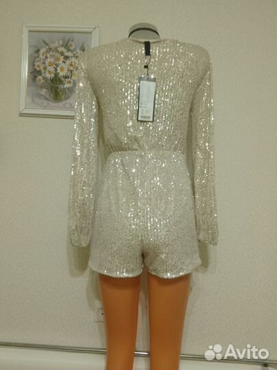 Комбинезон 42-44 р. Новый