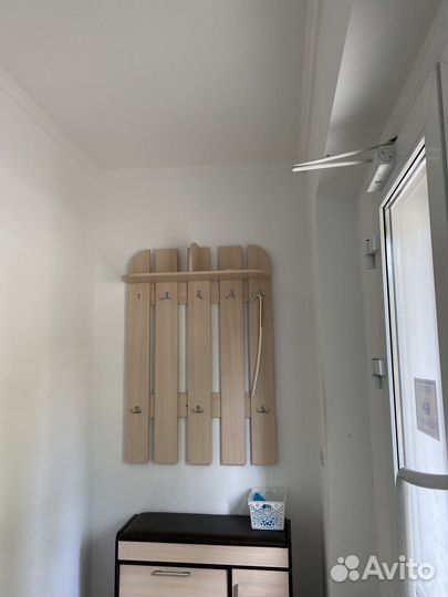 Маникюрный стол