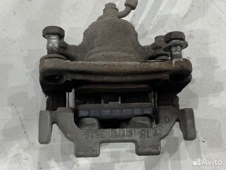 Суппорт задний Nissan Murano Z52