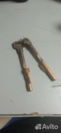 Замок для морозильного ларя