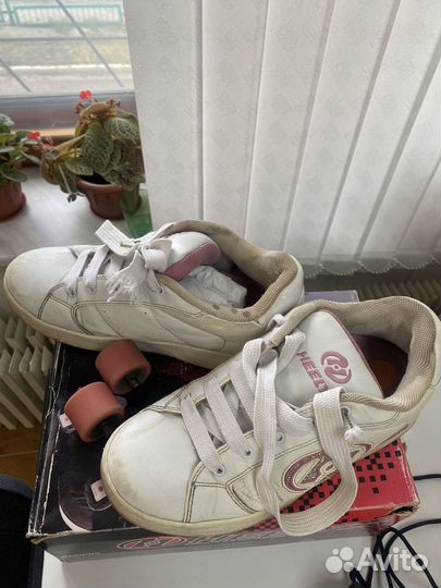 Кроссовки с роликами 38