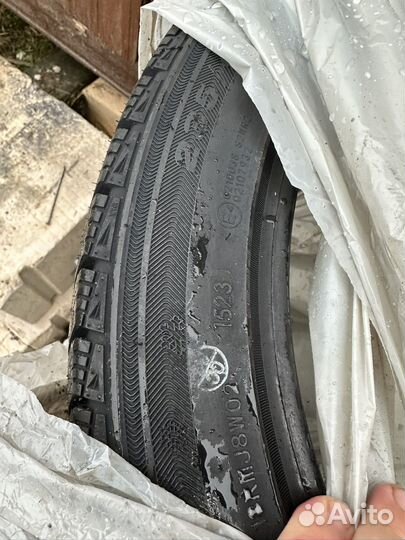 DoubleStar DW02 235/45 R18 94T