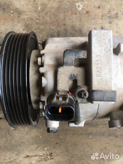 Компрессор кондиционера 97701A5502